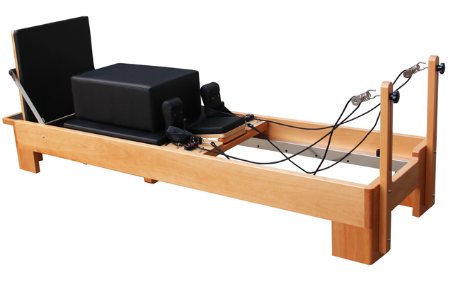 Studio Pilates Reformer NJC1A